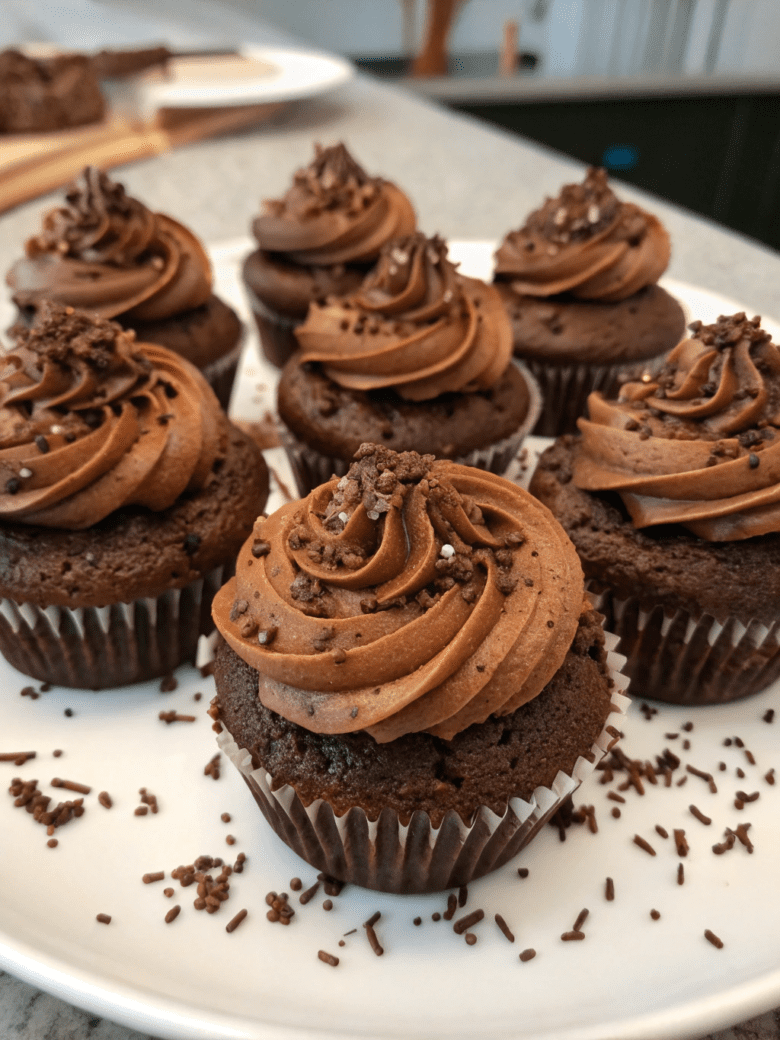 Fudge Chocolate Cupcakes